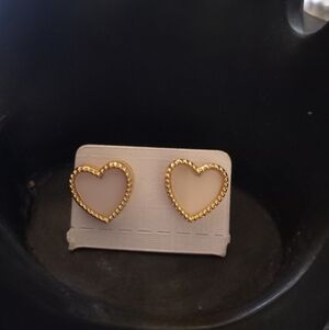 NWOT White Heart Earrings With Gold Trim